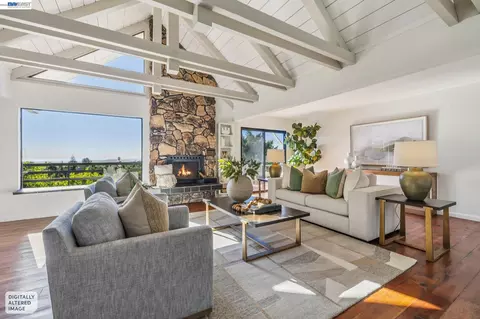 Living - 5624 Greenridge Rd, Castro Valley, CA 94552 photo 4 of 7