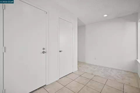 Entry Way - 146 Riverway Dr, Pittsburg, CA 94565 photo 1 of 6