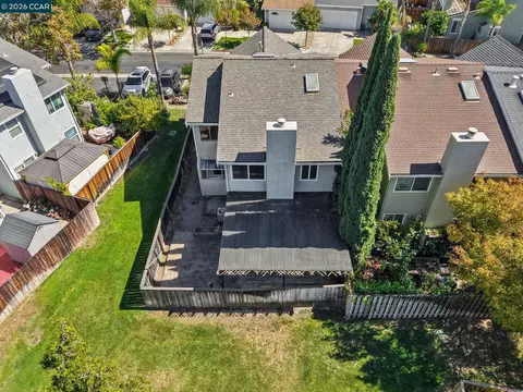 View/Area - 146 Riverway Dr, Pittsburg, CA 94565 photo 2 of 16