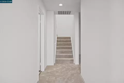 Entry Way - 146 Riverway Dr, Pittsburg, CA 94565 photo 3 of 6