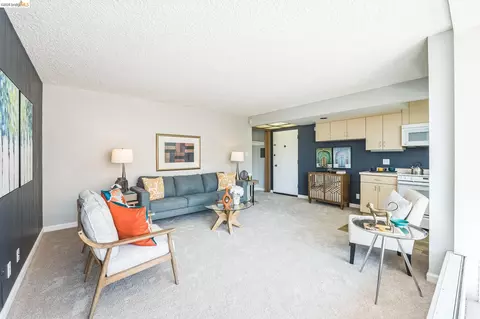 Other - 2550 Dana St #2F, Berkeley, CA 94704 photo 1 of 13