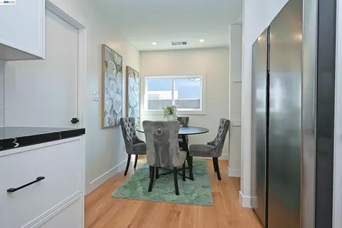 Dining - 2403 Mountain View Dr, Concord, CA 94520 photo 1 of 2
