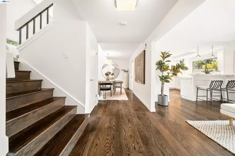 Entry Way - 80 Leeds Ct E, Danville, CA 94526 photo 1 of 2