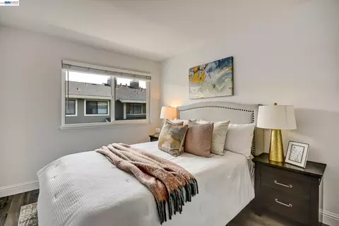 Bedroom - 1163 Cherryview Ln, San Jose, CA 95118 photo 4 of 10