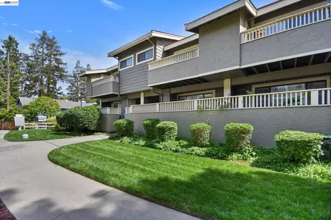 Exterior - 1163 Cherryview Ln, San Jose, CA 95118 photo 2 of 4
