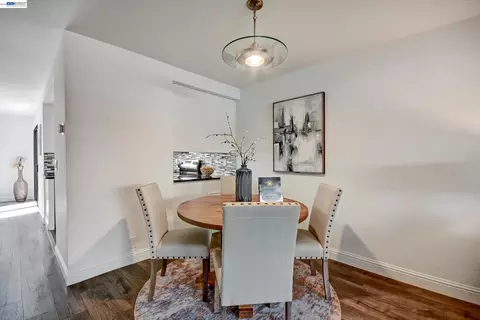 Dining - 1163 Cherryview Ln, San Jose, CA 95118 photo 2 of 2