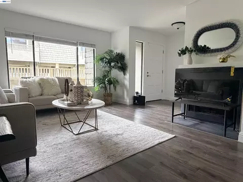 Living - 1163 Cherryview Ln, San Jose, CA 95118 photo 1 of 6