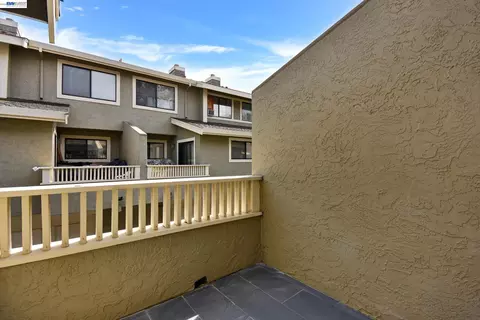 Exterior - 1163 Cherryview Ln, San Jose, CA 95118 photo 1 of 4