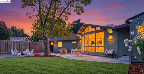 925 Juanita Dr, Walnut Creek, CA 94595