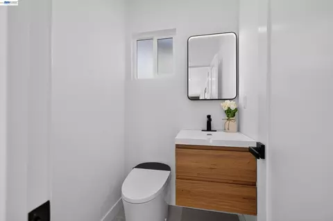 Bath - 5 Greentree Cir, Milpitas, CA 95035 photo 6 of 6