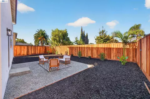 Exterior - 5 Greentree Cir, Milpitas, CA 95035 photo 6 of 8