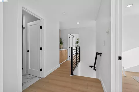 Entry Way - 5 Greentree Cir, Milpitas, CA 95035 photo 3 of 4