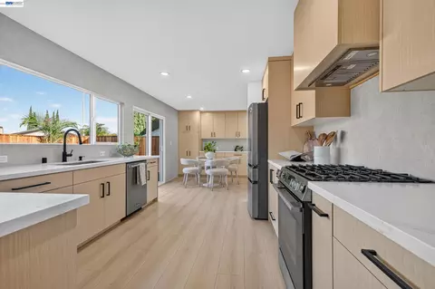 Kitchen - 5 Greentree Cir, Milpitas, CA 95035 photo 1 of 4