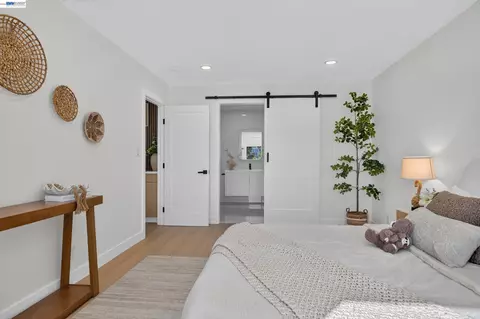 Bedroom - 5 Greentree Cir, Milpitas, CA 95035 photo 2 of 7