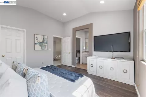 Bedroom - 5236 Brookline Ct, Dublin, CA 94568 photo 2 of 6