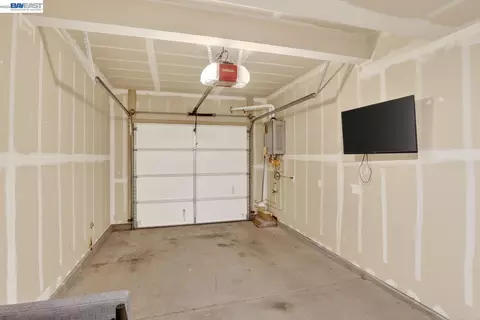 Other - 411 Rhythm Ln, Hayward, CA 94544 photo 12 of 13