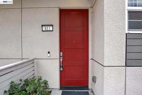 Entry Way - 411 Rhythm Ln, Hayward, CA 94544 photo 1 of 1