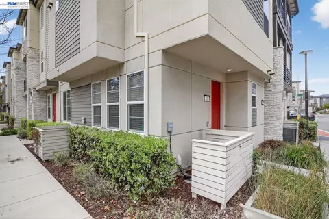 Other - 411 Rhythm Ln, Hayward, CA 94544 photo 3 of 13