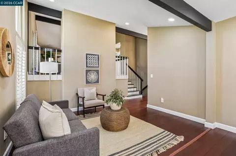 Living - 2609 Moraga Dr, Pinole, CA 94564 photo 4 of 9
