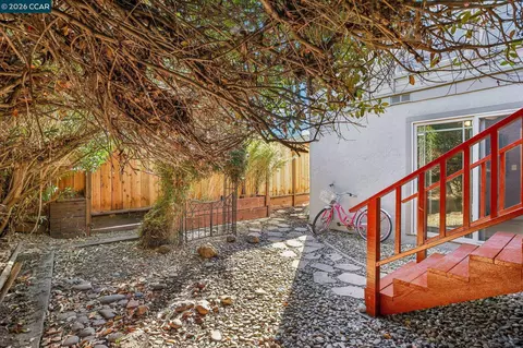 Exterior - 2609 Moraga Dr, Pinole, CA 94564 photo 15 of 17