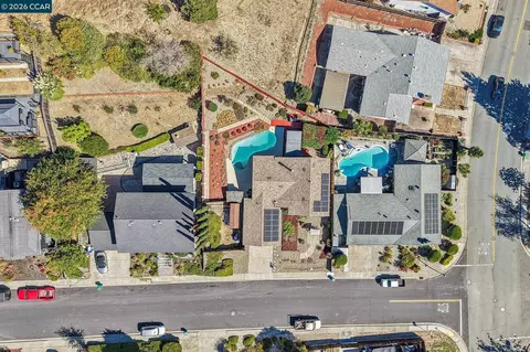 View/Area - 2609 Moraga Dr, Pinole, CA 94564 photo 4 of 11