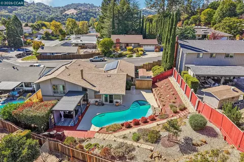 View/Area - 2609 Moraga Dr, Pinole, CA 94564 photo 7 of 11