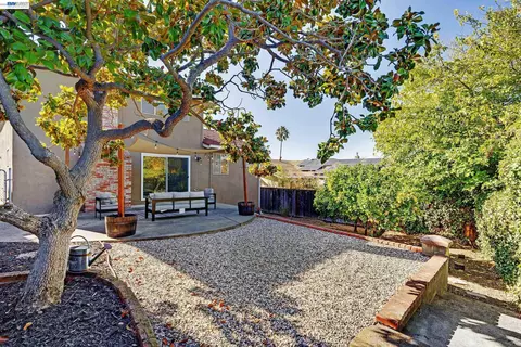 Exterior - 23070 Glenn Ellen, Hayward, CA 94541 photo 3 of 3