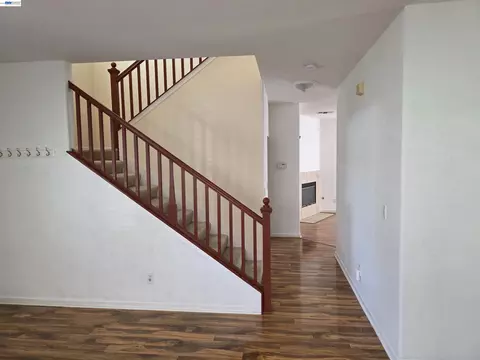 Entry Way - 4341 Burr Ct, Tracy, CA 95377 photo 1 of 4