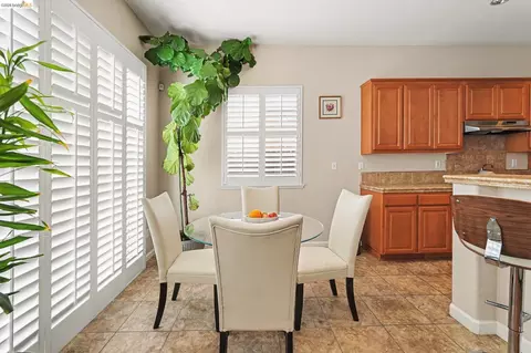 Dining - 161 Monet Dr, Oakley, CA 94561 photo 2 of 3