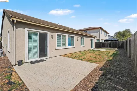 Exterior - 161 Monet Dr, Oakley, CA 94561 photo 2 of 5