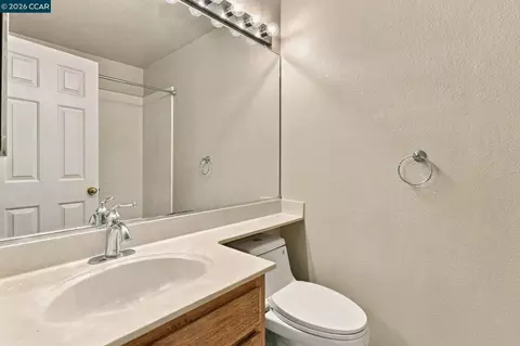 Bath - 7826 Tuscany Dr, Dublin, CA 94568 photo 1 of 3