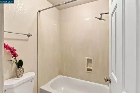 Bath - 7826 Tuscany Dr, Dublin, CA 94568 photo 3 of 3