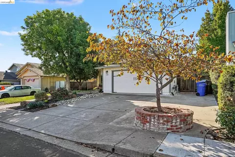 Exterior - 4150 Sequoia Dr, Oakley, CA 94561 photo 4 of 10