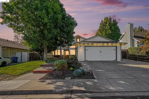 4150 Sequoia Dr, Oakley, CA 94561