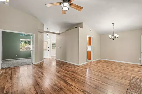 Living - 4150 Sequoia Dr, Oakley, CA 94561 photo 1 of 4