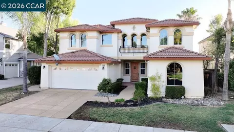 294 Pebble Beach Dr, Brentwood, CA 94513