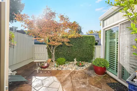Exterior - 5134 Willowview Ct, Pleasanton, CA 94588 photo 9 of 13