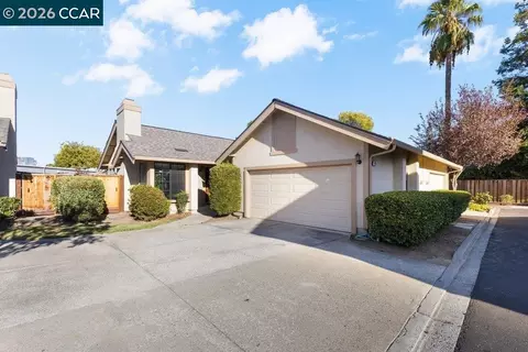 Exterior - 953 Bridgecrossing Way, Concord, CA 94518 photo 2 of 9