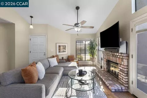 Living - 953 Bridgecrossing Way, Concord, CA 94518 photo 1 of 1
