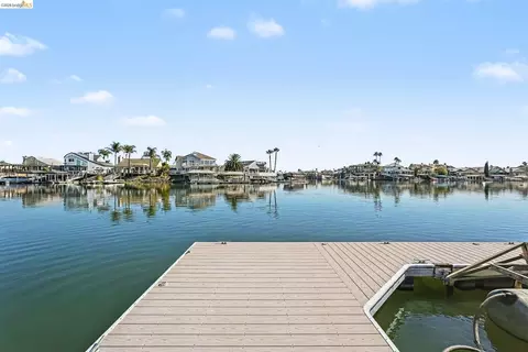View/Area - 1820 Surfside Ct, Discovery Bay, CA 94505 photo 4 of 7