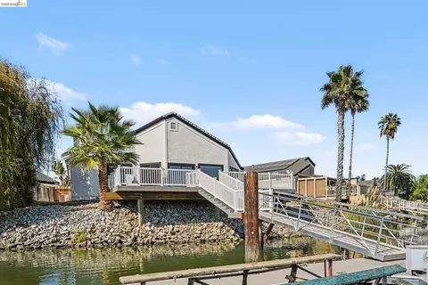 Exterior - 1820 Surfside Ct, Discovery Bay, CA 94505 photo 4 of 6