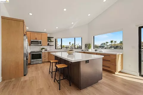 Kitchen - 1820 Surfside Ct, Discovery Bay, CA 94505 photo 1 of 3