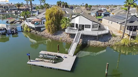 View/Area - 1820 Surfside Ct, Discovery Bay, CA 94505 photo 5 of 7