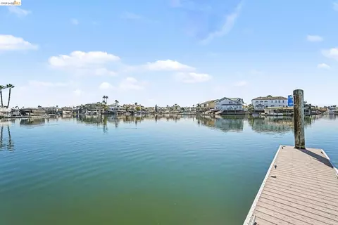 View/Area - 1820 Surfside Ct, Discovery Bay, CA 94505 photo 3 of 7