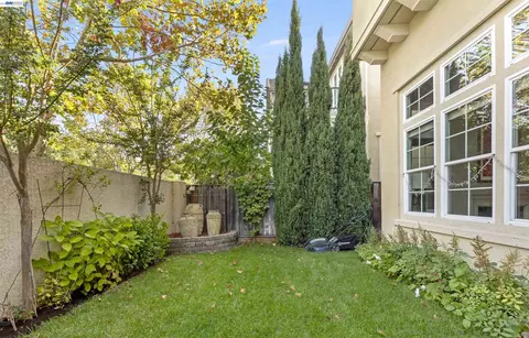Exterior - 3679 Rimini Ln, Dublin, CA 94568 photo 5 of 11