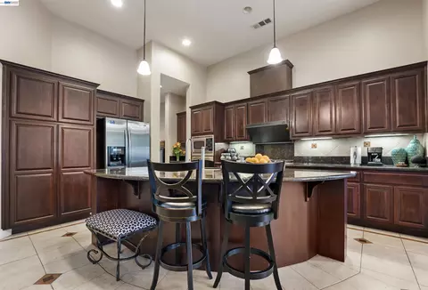 Kitchen - 3679 Rimini Ln, Dublin, CA 94568 photo 3 of 6