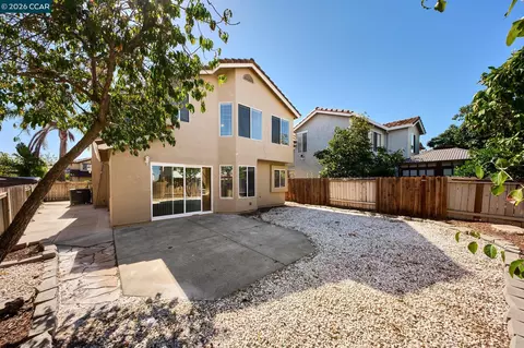 Exterior - 1054 Saint Raphael Dr, Bay Point, CA 94565 photo 3 of 7