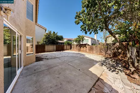 Exterior - 1054 Saint Raphael Dr, Bay Point, CA 94565 photo 5 of 7