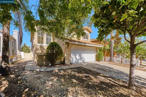 Exterior - 1054 Saint Raphael Dr, Bay Point, CA 94565 photo 2 of 7