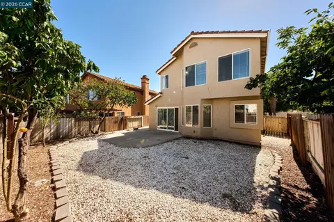 Exterior - 1054 Saint Raphael Dr, Bay Point, CA 94565 photo 4 of 7